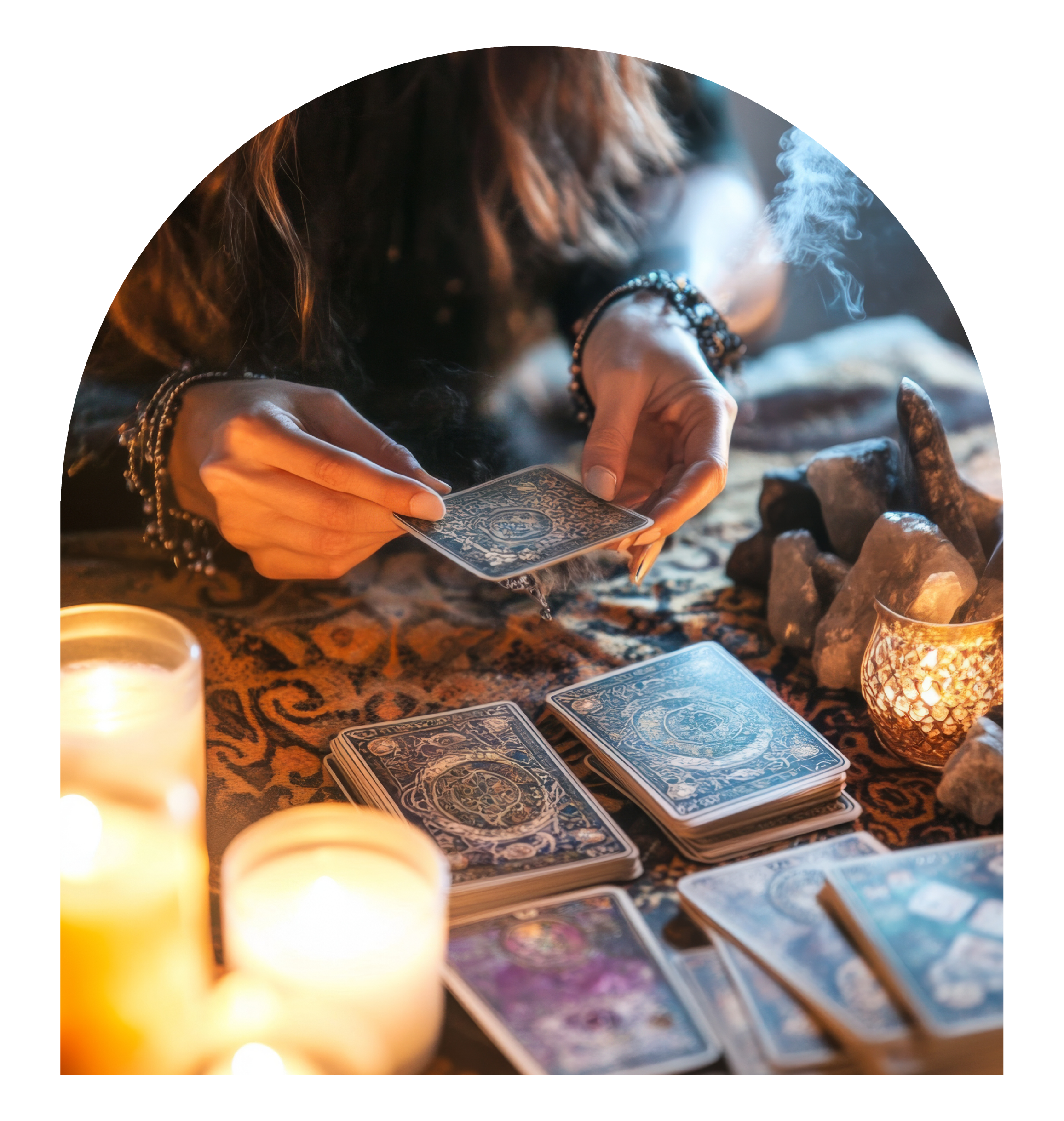 TIRAGE DE TAROT & ORACLES